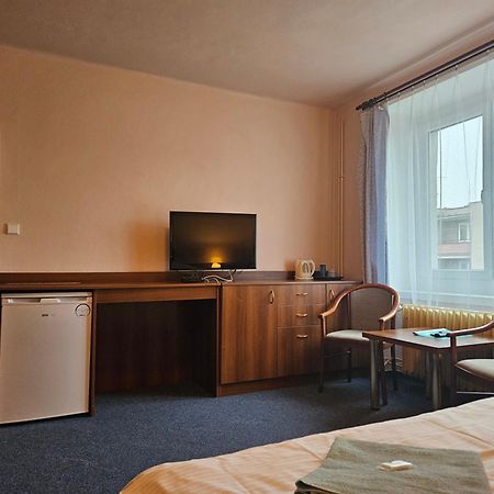 Hotel Trim Pardubice Exterior foto