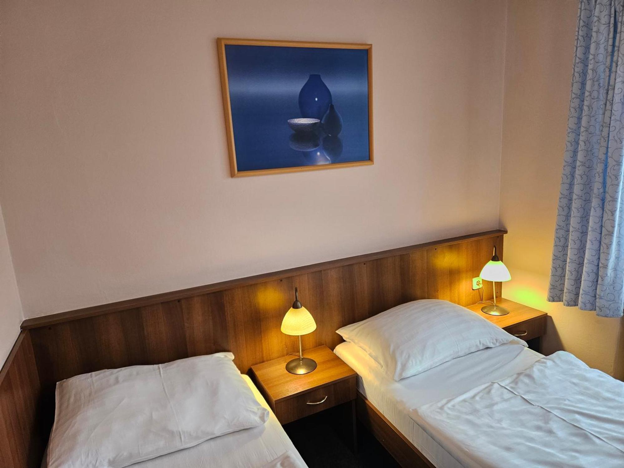 Hotel Trim Pardubice Exterior foto